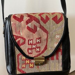 Women's leather/Kilim bag